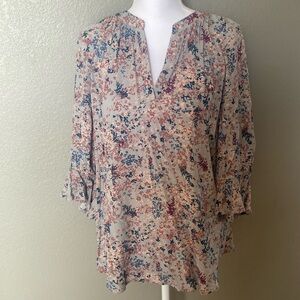John Paul Richard ladies Rayon blouse, floral print, size Xl, bell sleeve
